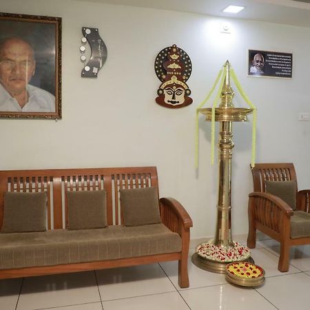 Pavithram Residency Bed & Breakfast Kollam Eksteriør bilde