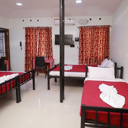 Pavithram Residency Bed & Breakfast Kollam Eksteriør bilde