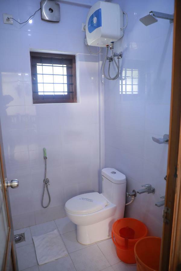 Pavithram Residency Bed & Breakfast Kollam Eksteriør bilde