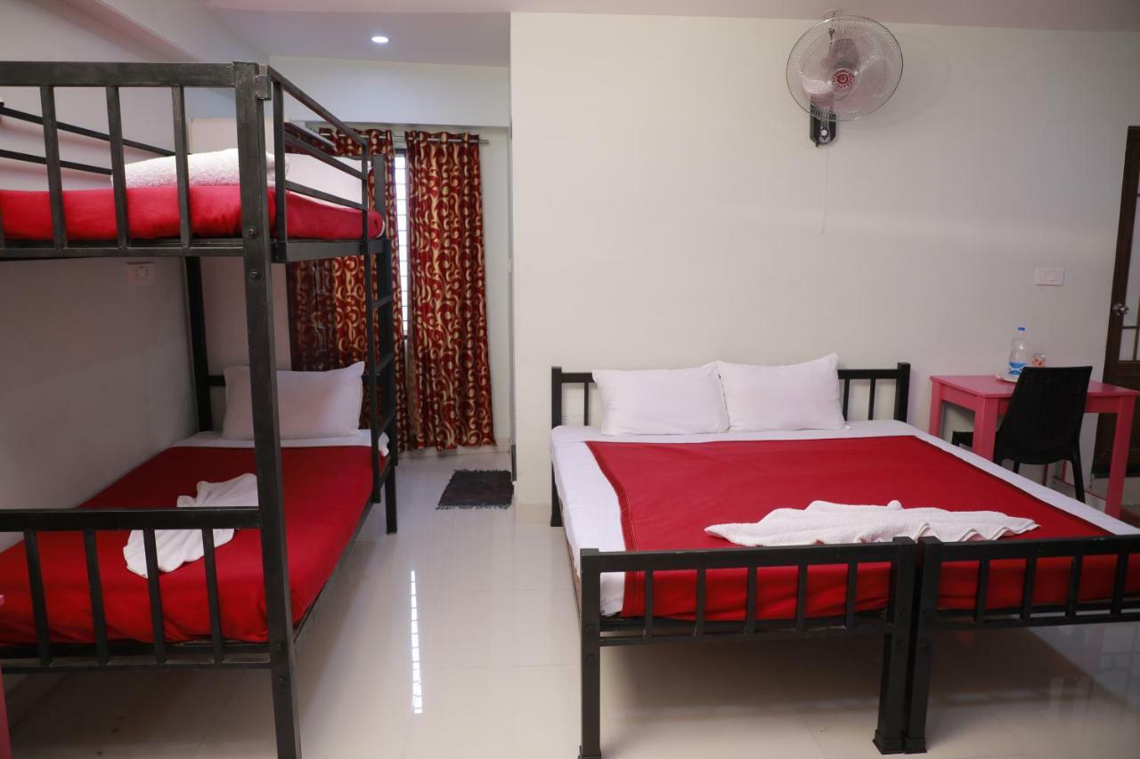 Pavithram Residency Bed & Breakfast Kollam Eksteriør bilde