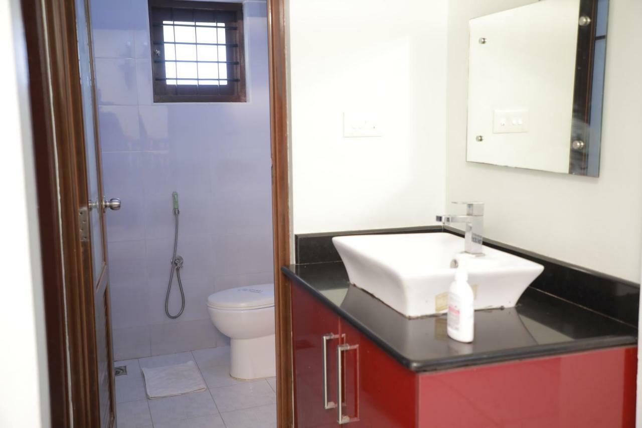 Pavithram Residency Bed & Breakfast Kollam Eksteriør bilde